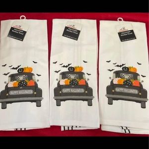 3 new Halloween kitchen towels